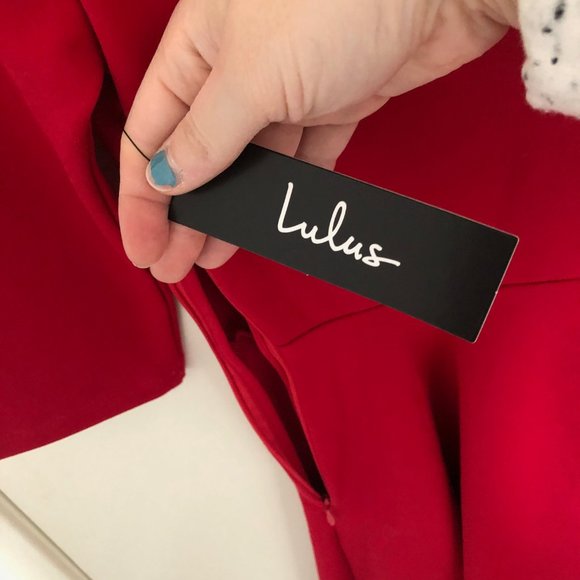 Lulu's Red Scalloped Dress - Picture 3 of 4